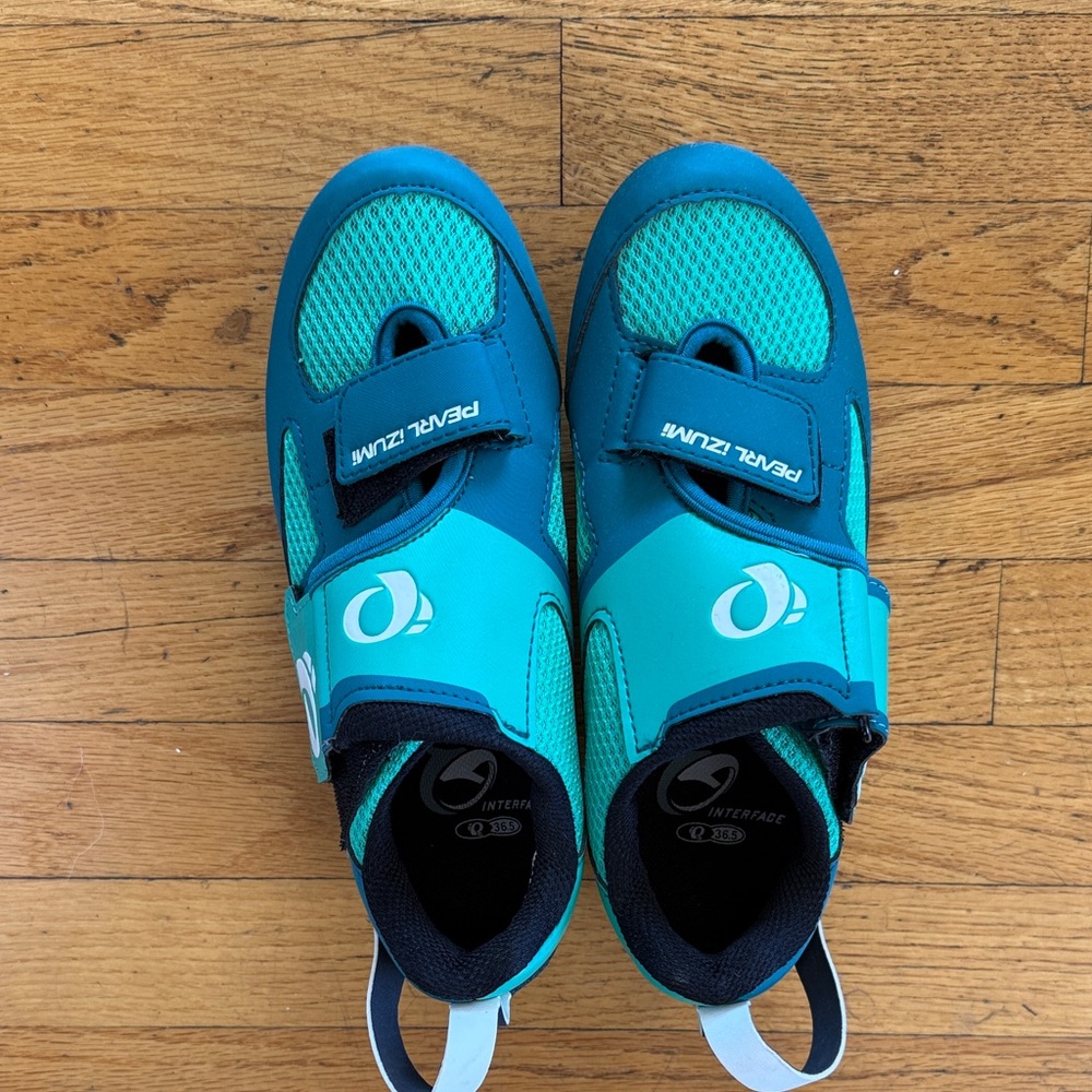 Pearl Izumi Teal & Dark Blue Road Cycling shoe